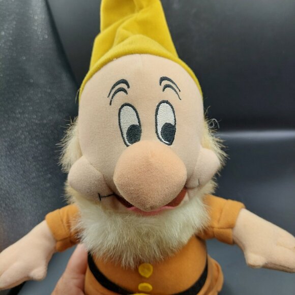 Vintage Walt Disney the 7 Seven Dwarfs "Happy" 10" Plush Doll Toy Factory - Picture 2 of 9